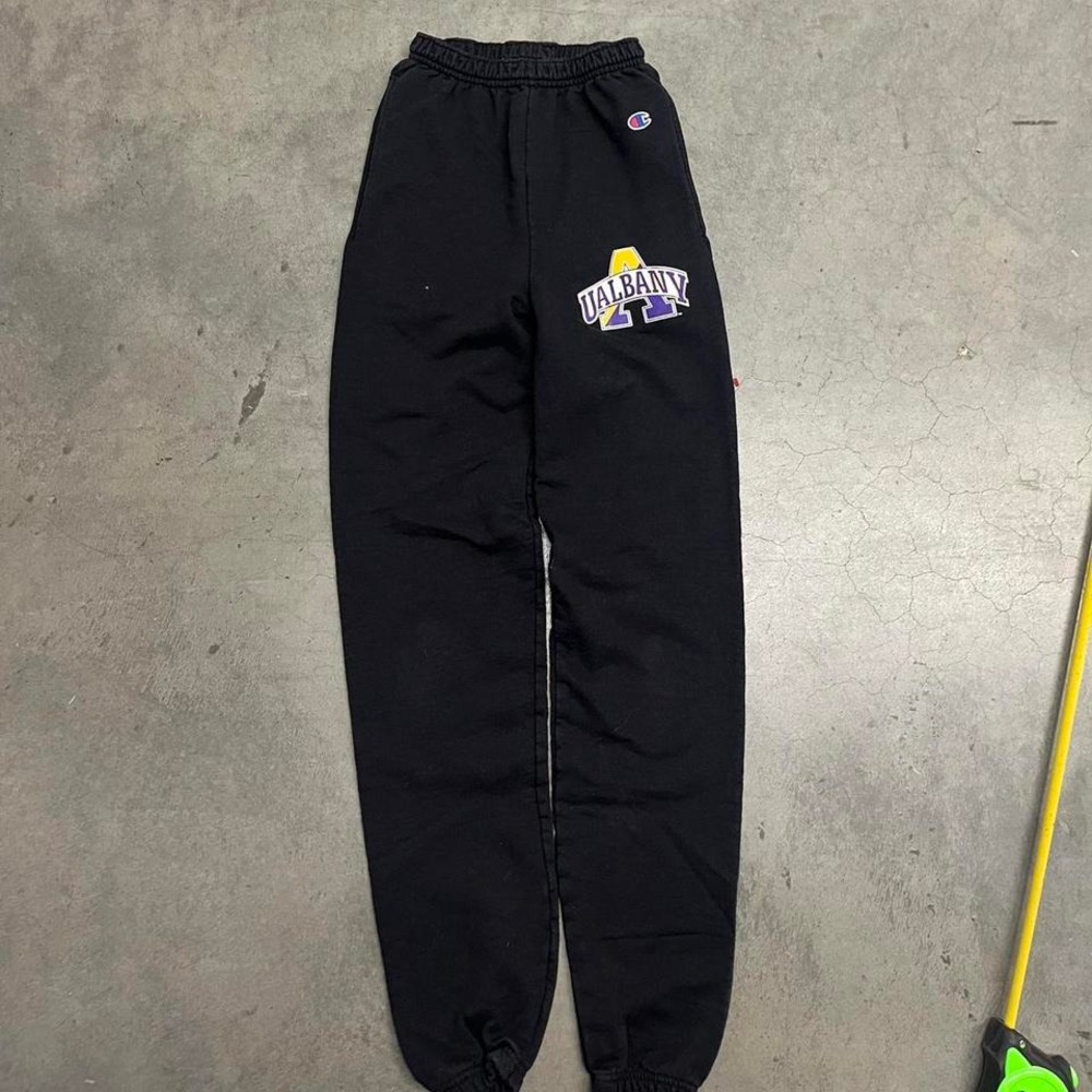 Champion UAlbany‎ sweatpants
